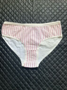 White Cotton Hipster Panties – Red Diamond Dot Print